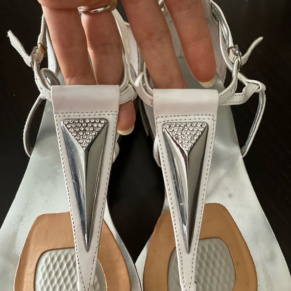 Guess sandals - Picture 2 of 2